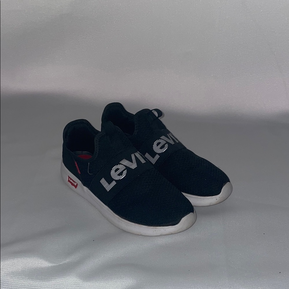 Levi's womens Black Sneakers